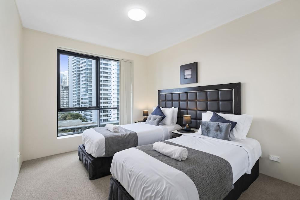 Mantra Broadbeach On The Park Gold Coast Eksteriør bilde