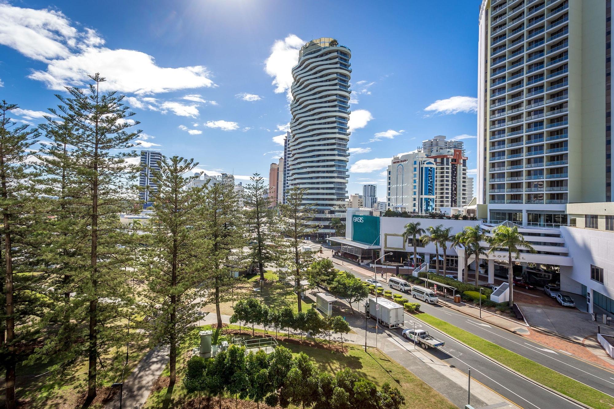 Mantra Broadbeach On The Park Gold Coast Eksteriør bilde